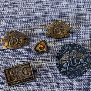 HARLEY DAVIDSON MOTORCYCLE COLLECTABLE HOG 5 VEST JACKET PINS 1982 1984 2006